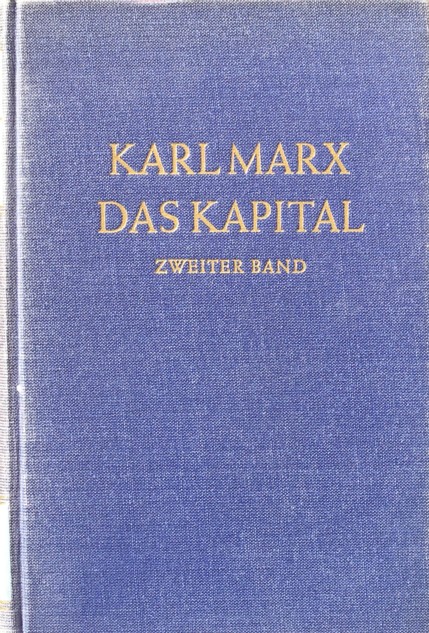 Button E.A. Bakkum about Das Kapital volume 2 by Engels and Marx